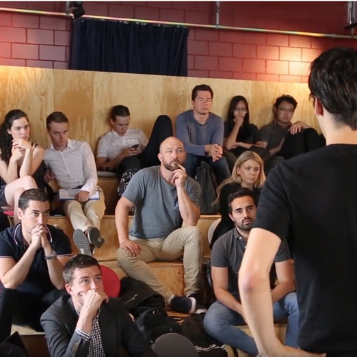 Summerschool 2018 Students listening to a presentation