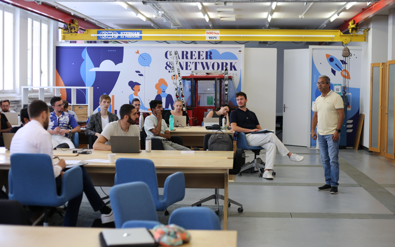 Australian Student Pitching His Business Idea Summer School HEGFR